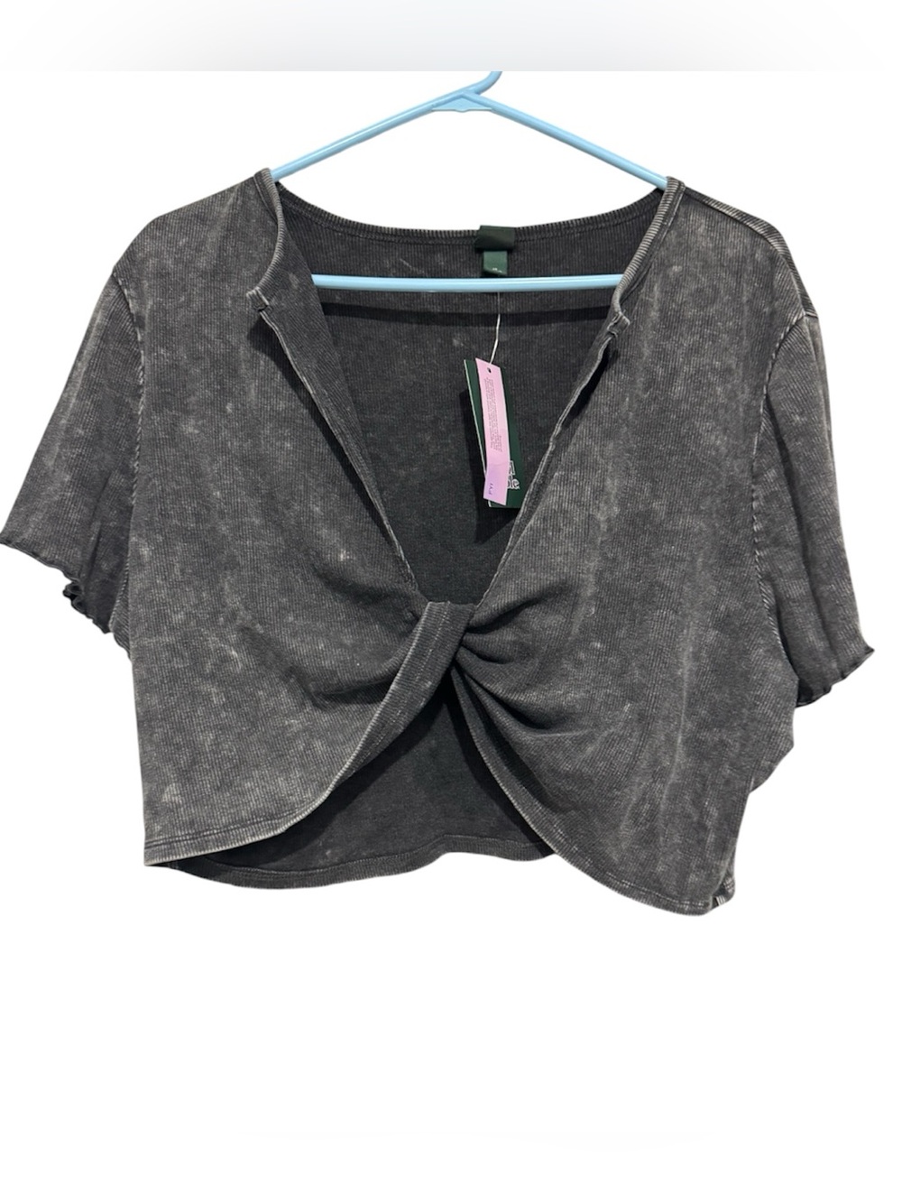 Mineral Washed Black Twist-Front Crop Top sz 2x